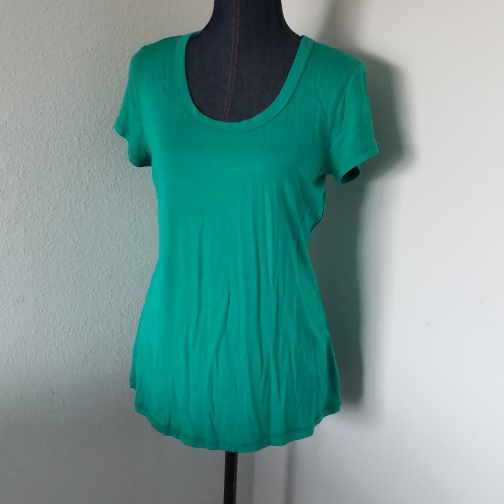 BEAUTIFUL SUMMER GREEN TSHIRT LADIES  SZ XL